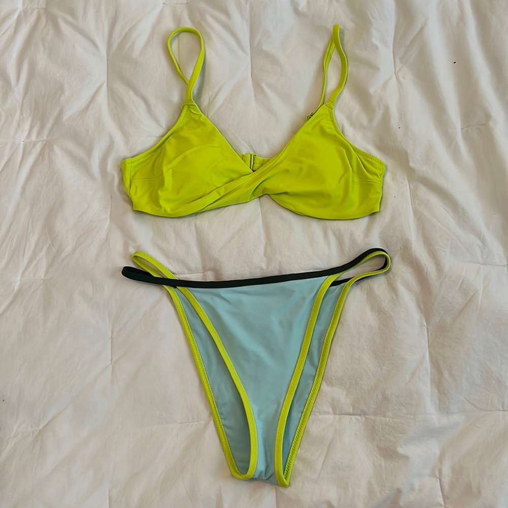 High cut cheeky bikini with twist front top - Aerie/American Eagle
